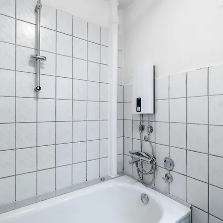 Appartement 3-zimmer-6-einzelbetten-parkplatz Auf Anfrage Pforzheim